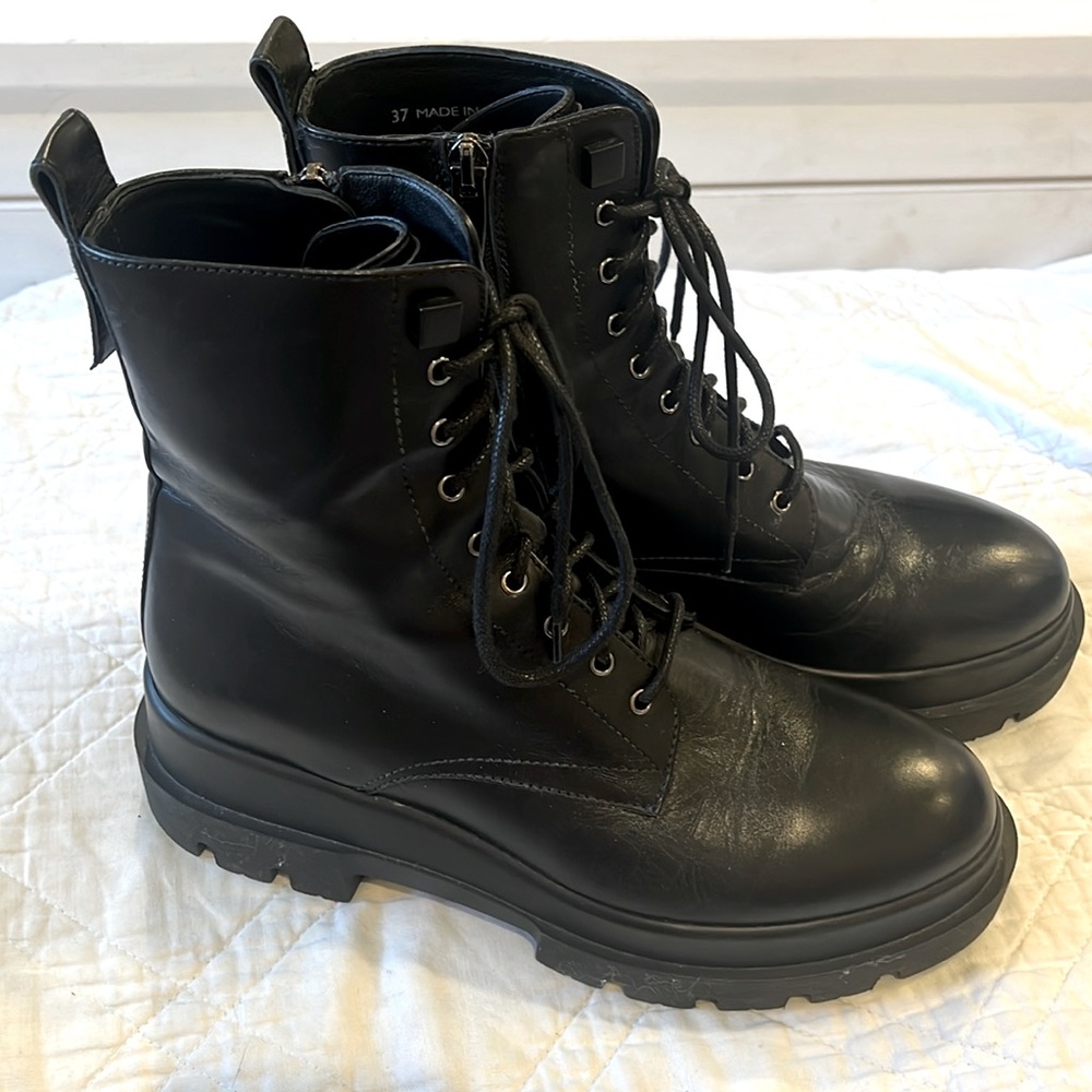 C La Canadienne Platform Combat Boots Size 37